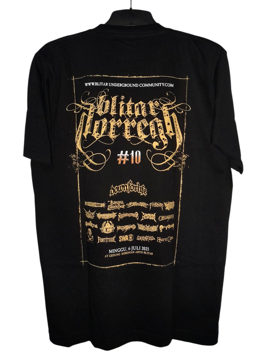 BLITAR HORREGH#10 
Size L ( 52cm x 73cm )
Harga Rp 215.000 RIBU 
shopee.co.id/warrior_merch

#underground #blitar #metal 
#blitarhoregh #EVENT
