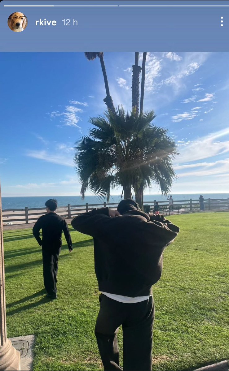 RM_Peru's tweet image. 📸 #RM actualizó sus historias de IG con una nueva foto junto a #JIMIN.
Además resubió la foto que Jimin publicó junto a él y #JHOPE
#Namjoon