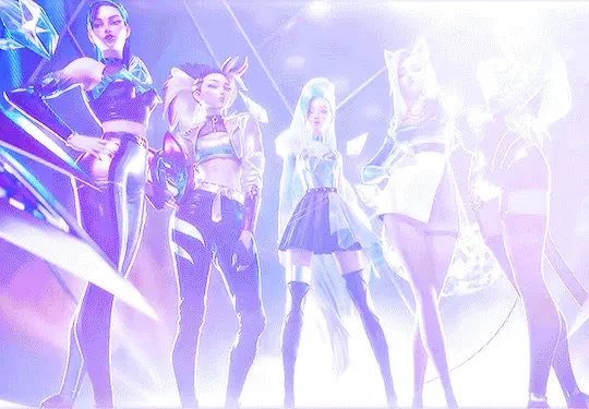 Mimizucchini's tweet image. Kpop fans being mad that HUNTR/X is breaking records y’all would’ve ripped your hair out if you were around for K/DA, long live the success of the virtual idols, and long live the virtual idols who’ve yet to come into their full bloom