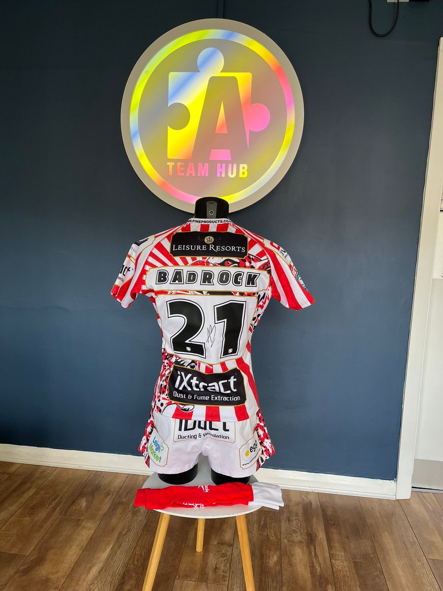 LLRL_Foundation's tweet image. One day left!
Draw will take place on Monday 28th.
Want a chance to own Andrew Badrock's match-worn, signed Magic Weekend kit?
Just £1 per entry – tinyurl.com/BadrockMagicWe…