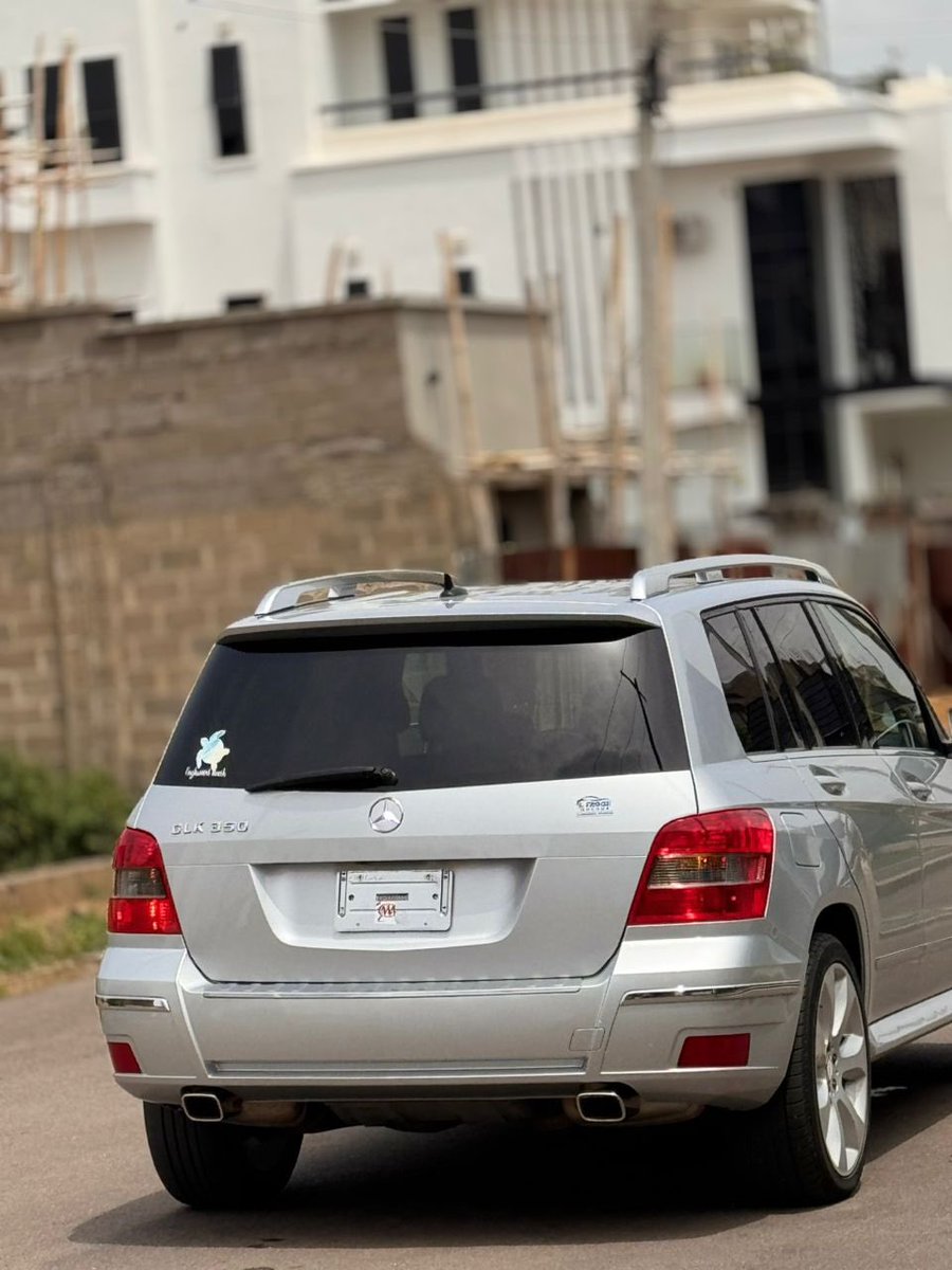 Automall_ng's tweet image. Foreign used Mercedes Benz GLK350 2010 model
Price:17.5m
Duty: paid
Location: Kaduna
#BigBrotherNaija
@__yellows @abujastreets
Retweet pls馃檹