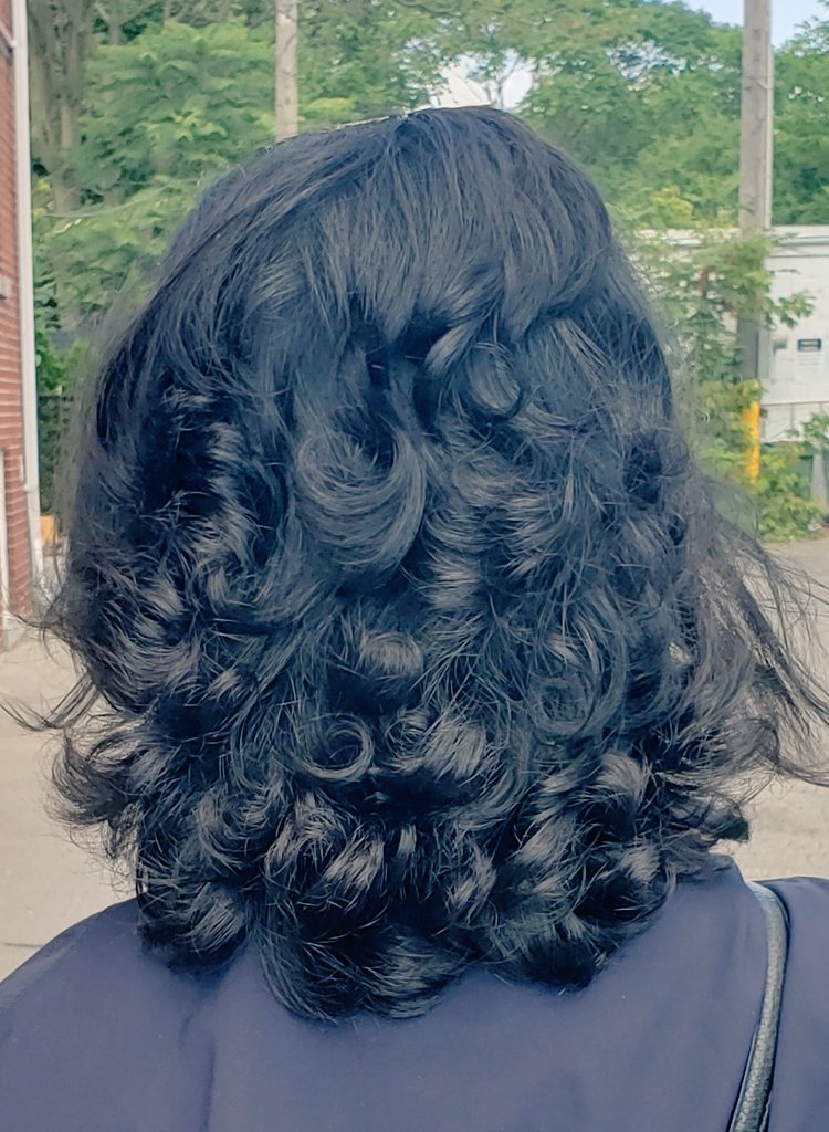 justme_tor's tweet photo. It's been 18 months since my hair started growing back again.

@ThanksCancer https://t.co/HYPpedB9oF