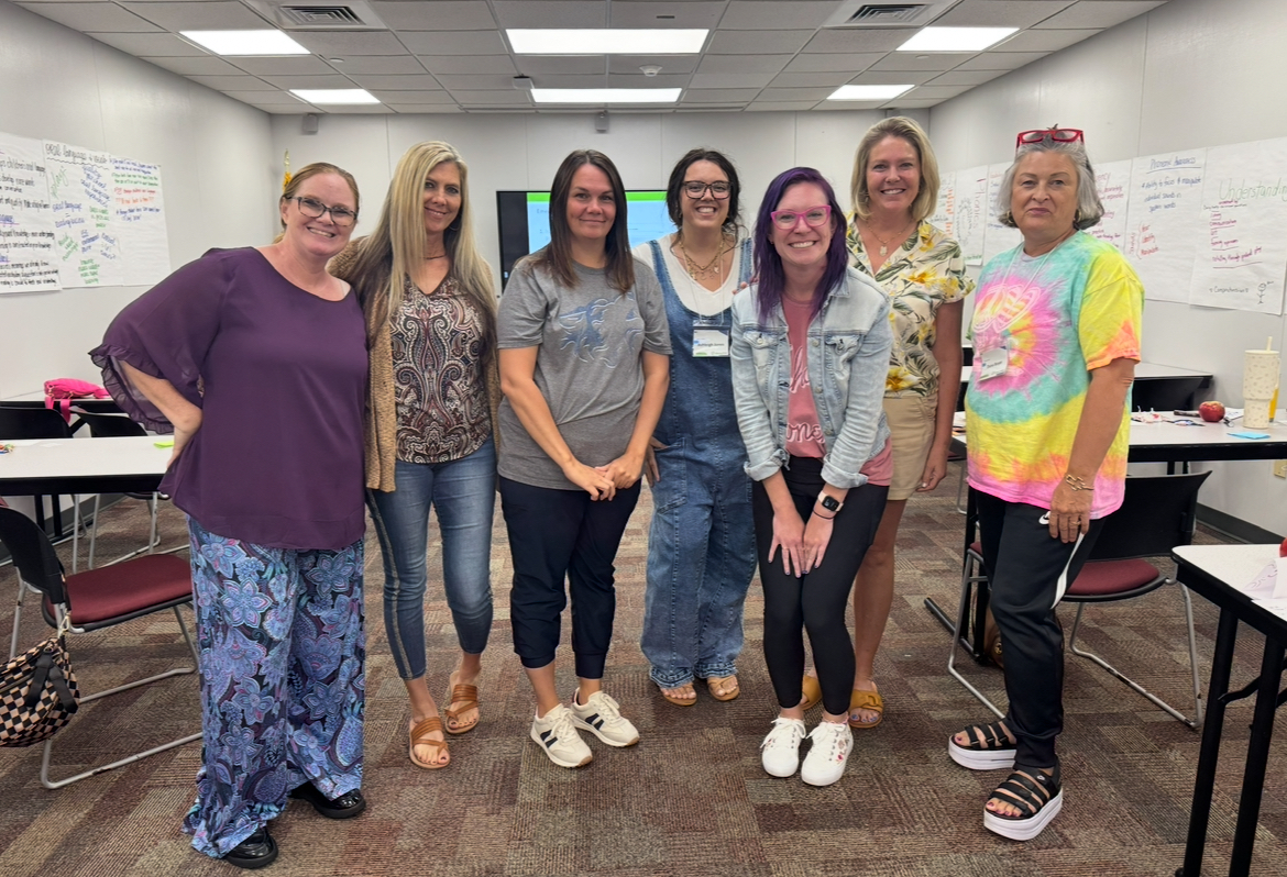 ShawneePublic's tweet image. Big shoutout to our Pre-K–2 teachers who spent last week diving deep into Literacy First training!
We know our young Wolves are going to benefit in a big way thanks to all your hard work and dedication!
#GoWolves #ShawneeStrong #OklaEd