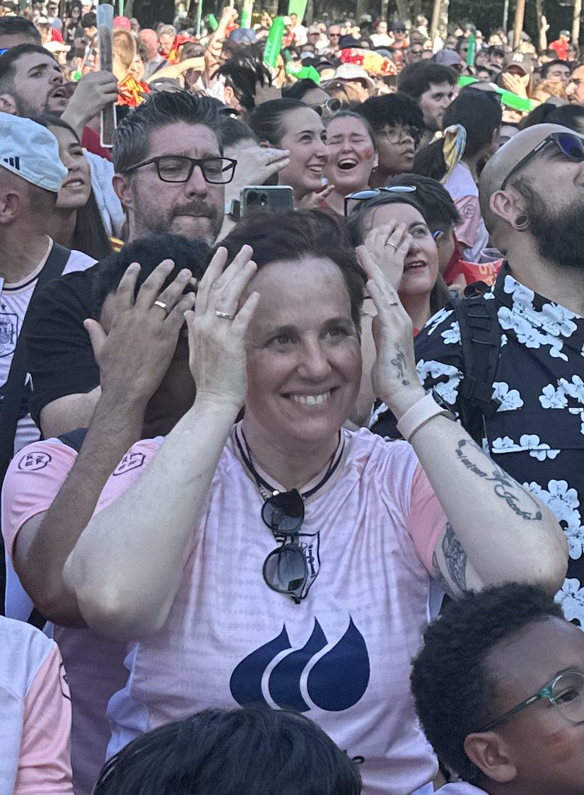 FutFemIberdrola's tweet image. Mood cuando España atacalsndnskamMsbbssjnsmsms