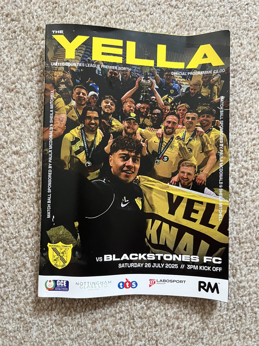 Nottsclassics's tweet image. As programmes go this season’s effort from @HucknallTownFc is very impressive full of past and present info a great read and a very good effort for a non league club to produce this. 
@JoeSkelton10 @andrewBEVO76 
 @NonLeaguePaper @utdcos @BlackstonesFC 
#nonleague #Yellows