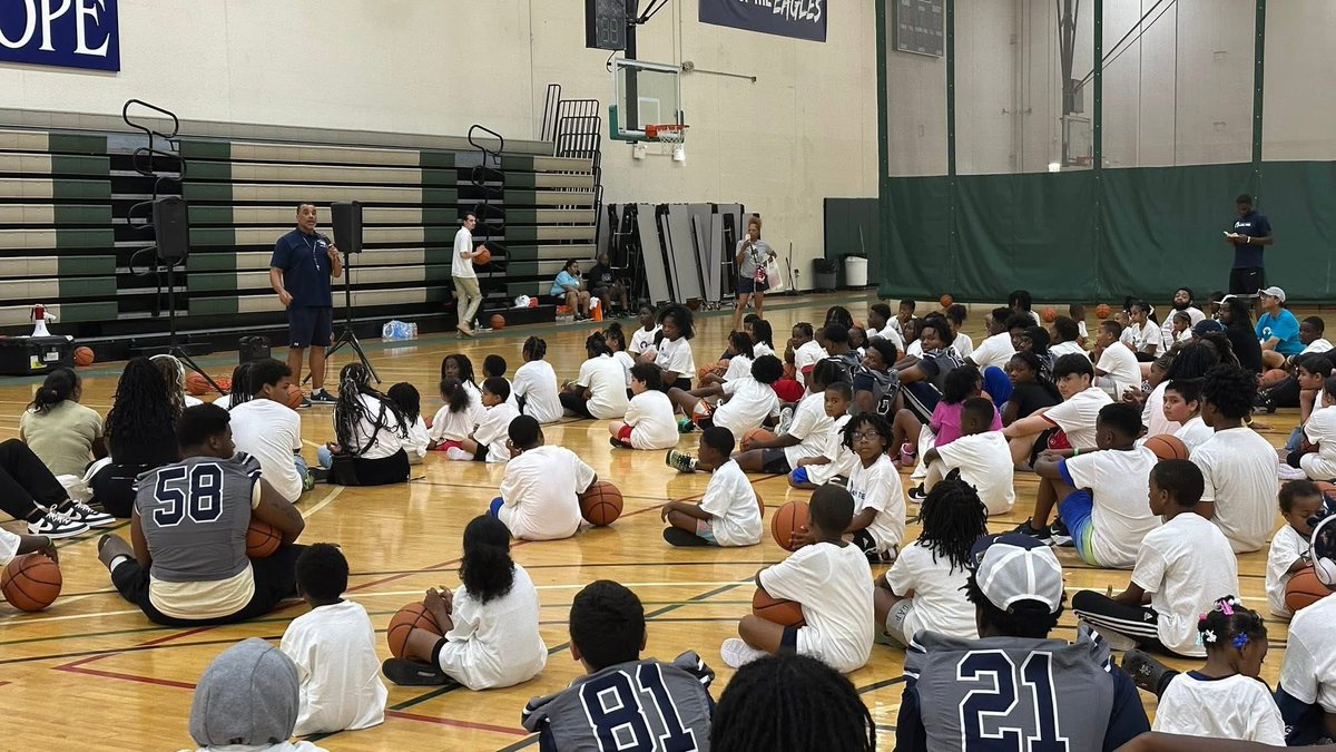 Erika Harold (@erikaharold) on Twitter photo Volunteering yesterday in Garfield Park at <a href="/prisonfellowshp/">Prison Fellowship</a>βs Angel Tree sports camp for kids w/an incarcerated parent. The camp provided 250 kids w/Nike shoes, a basketball, a message of hope + faith, + the chance to interact w/other kids who are navigating the same challenges. Volunteering yesterday in Garfield Park at <a href="/prisonfellowshp/">Prison Fellowship</a>βs Angel Tree sports camp for kids w/an incarcerated parent. The camp provided 250 kids w/Nike shoes, a basketball, a message of hope + faith, + the chance to interact w/other kids who are navigating the same challenges.