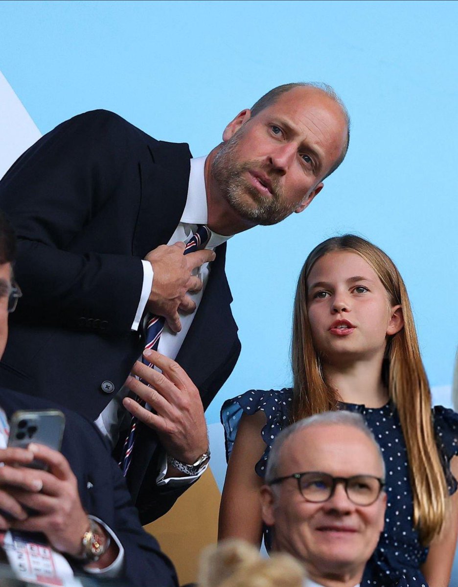 isaguor's tweet image. Princess Charlotte, you’re absolutely beautiful, but with all due respect, I’ve got to say, your dad is hot 🤤 🥵