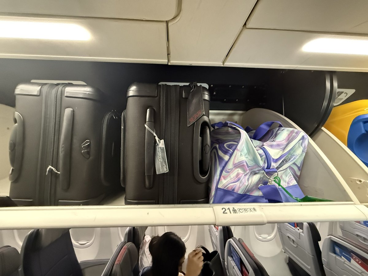 Bucky7117's tweet photo. 72 hours later and it’s fits! @AmericanAir https://t.co/NLpMTq55A9