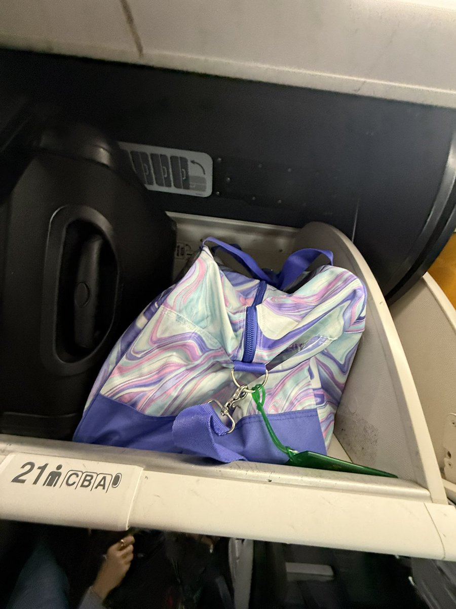Bucky7117's tweet photo. 72 hours later and it’s fits! @AmericanAir https://t.co/NLpMTq55A9