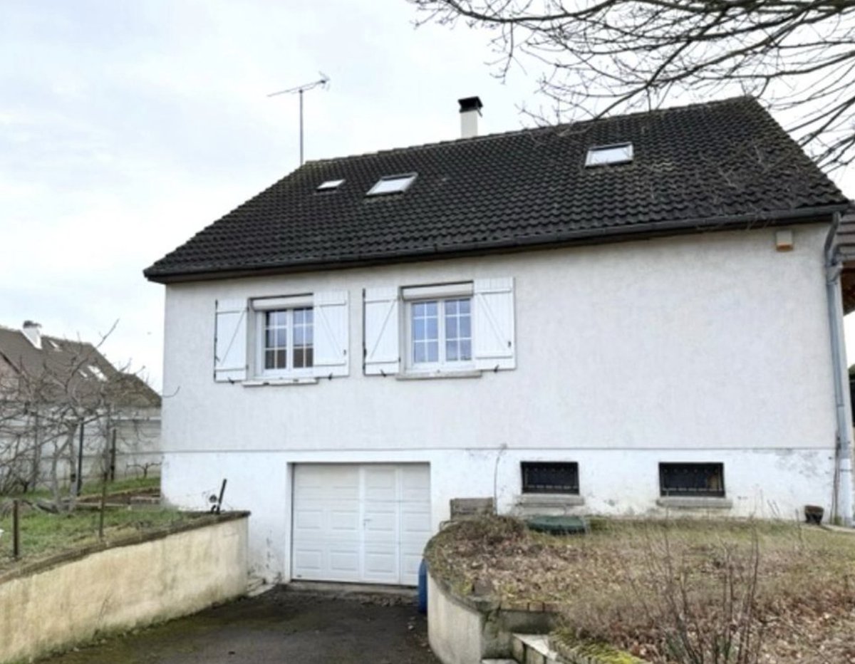 Jean décède à 79 ans et a 2 enfants,

Il possède une maison estimée à 400.000€ et n'a pas du tout anticipé sa succession...

Voici combien ses enfants paieront de frais de succession. ⤵️

(Je te donne aussi des astuces pour éviter ces frais)