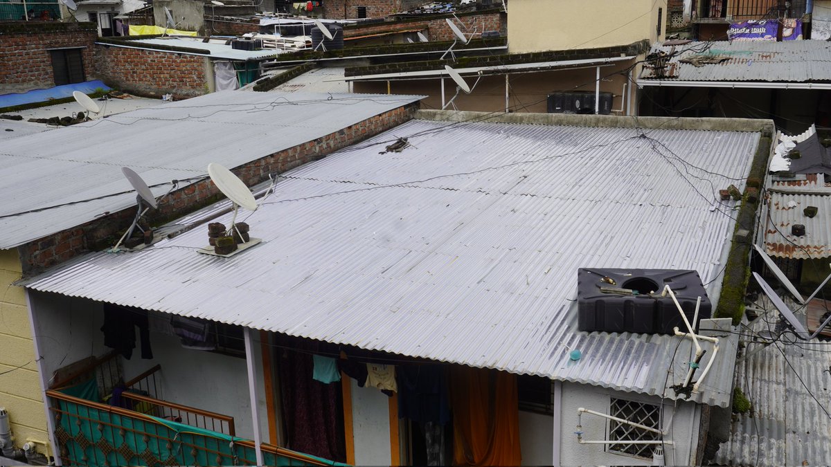 This August, our India team returned to Pune to audit MEER’s reflective roofing sheets installed earlier this year.

Amid continuous monsoon rains, rooftops are spotless—and still delivering. Cooler homes in summer, leak protection in storms. Resilience in action.

#MEER #Pune