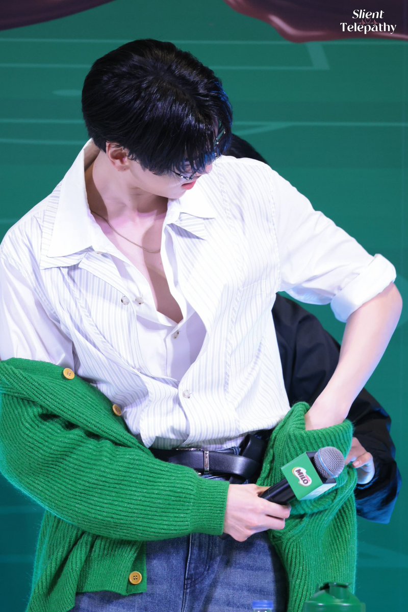 ShuangSilent's tweet image. Midnight Time🫣🫣
@dunknatachai
#MILOMMMxDUNK
#dunknatachai