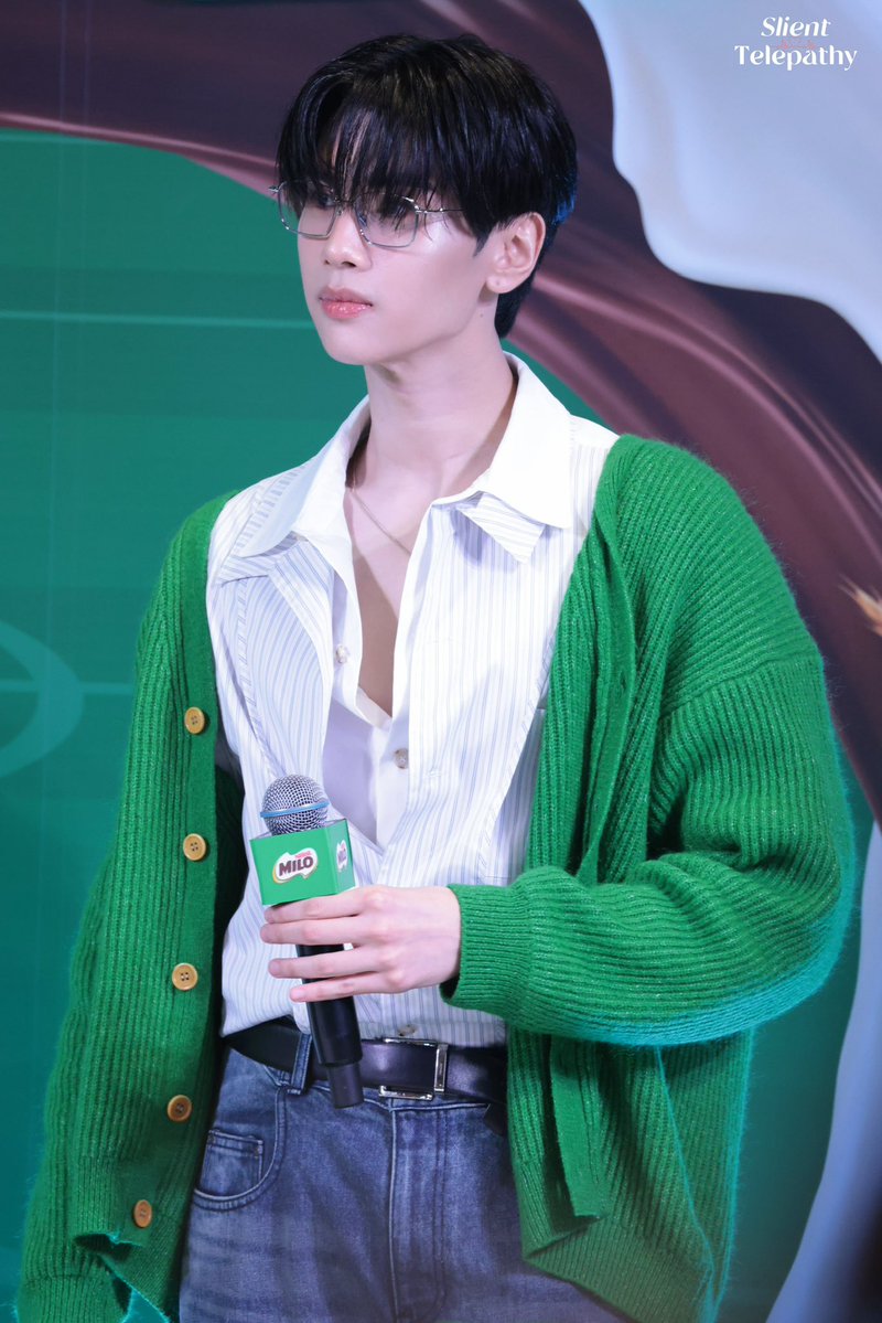 ShuangSilent's tweet image. There must be some fortune to meet u several times
@dunknatachai
#MILOMMMxDUNK
#dunknatachai