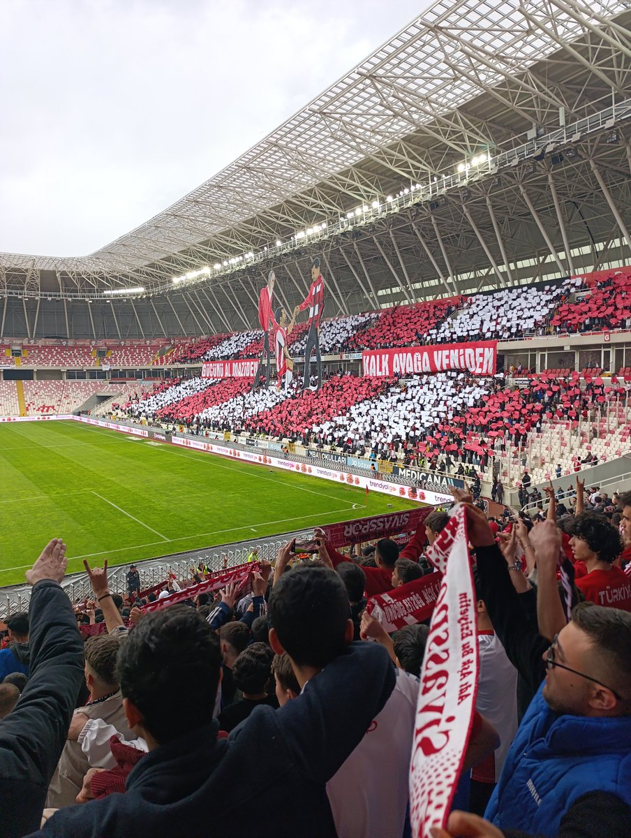 eneskisik's tweet photo. Biz birlikte güçlüyüz.. #VefanıGösterYiğido https://t.co/UBfwTSqHtj