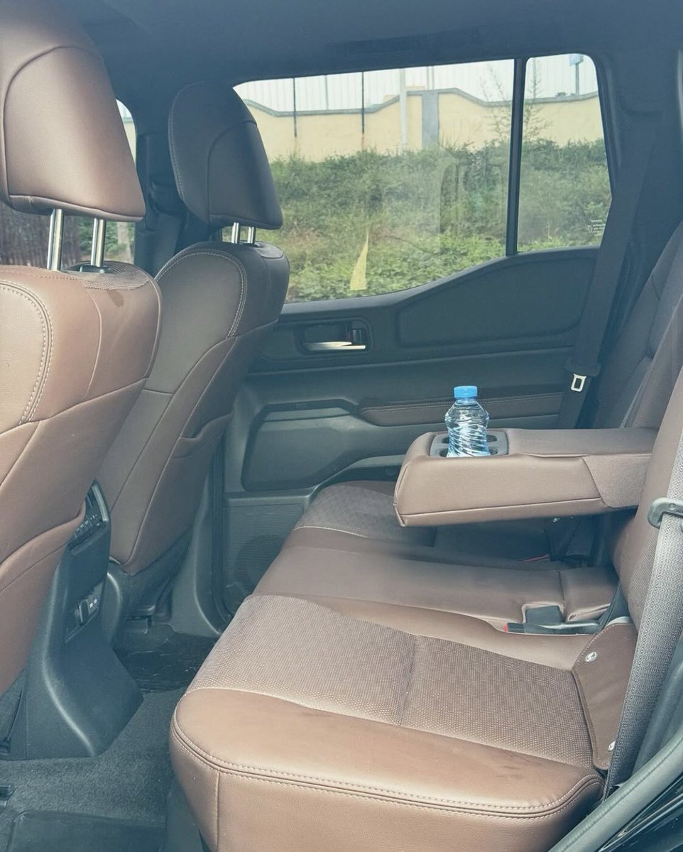 Automall_ng's tweet image. Toyota Land Cruiser Prado
Price:128m
Location: Abuja
@abujastreets @__yellows
Retweet pls馃檹