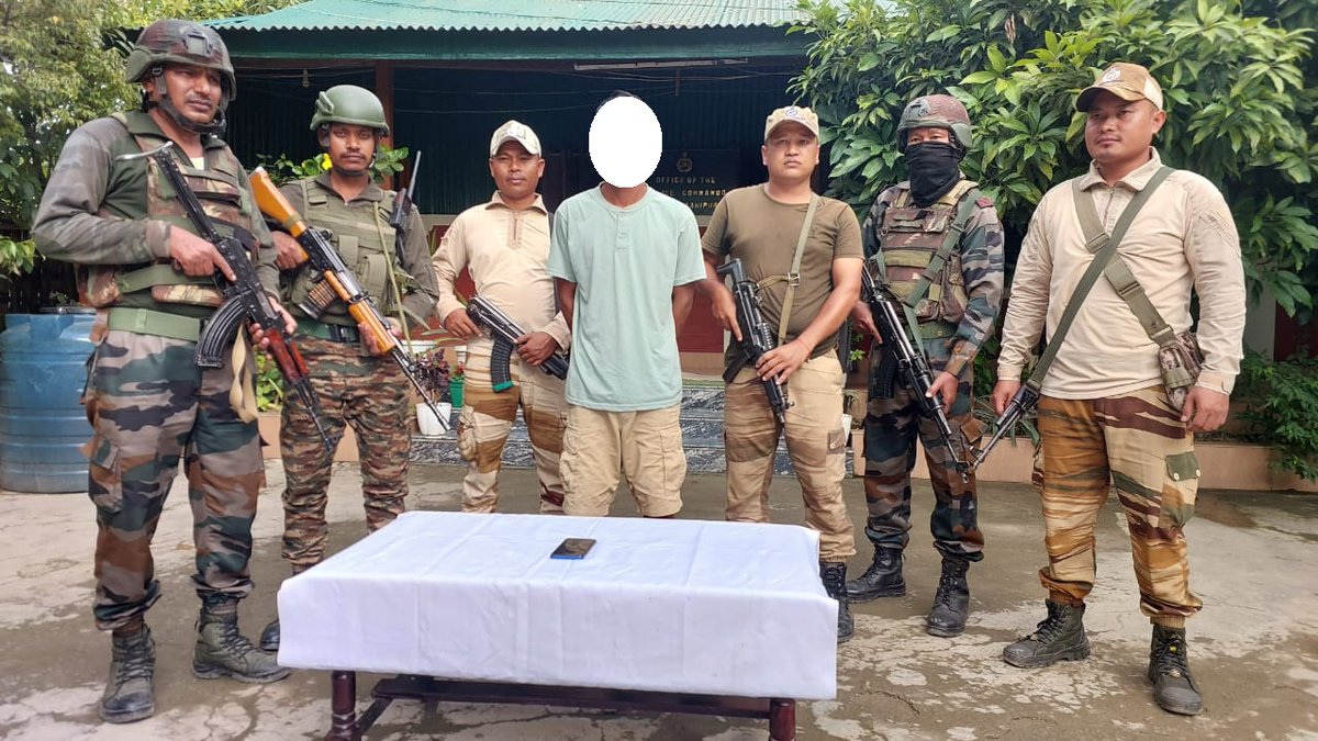 manipur_police's tweet image. On 27.07.2025, security forces arrested an active cadre of KYKL (SOREPA), one Hidangmayum Kishankumar Sharma @ Sathiba (27) of Kairembikhok Mayai Leikai, Thoubal district from Tentha Khunou Bazar area under Khongjom-PS, Thoubal district. He was involved in prejudicial activities…