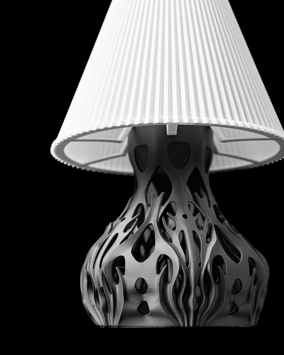 MODERNMACHINE3D's tweet image. Flutter Table Lamp 02 by MODERN MACHINE
STL available on our @Thangs3D profile. You can start 3D printing this yourself.