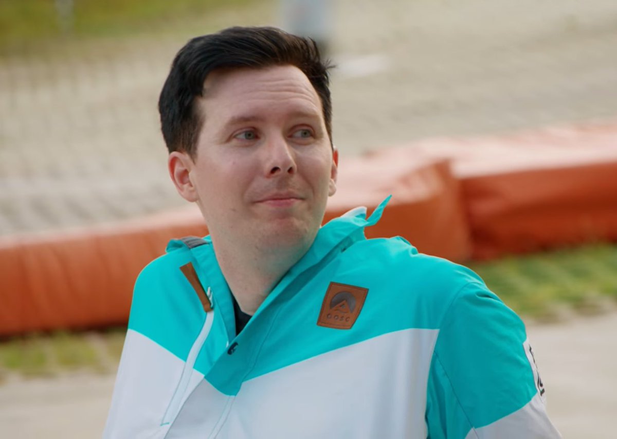 phil looks too real here i’m a bit scared