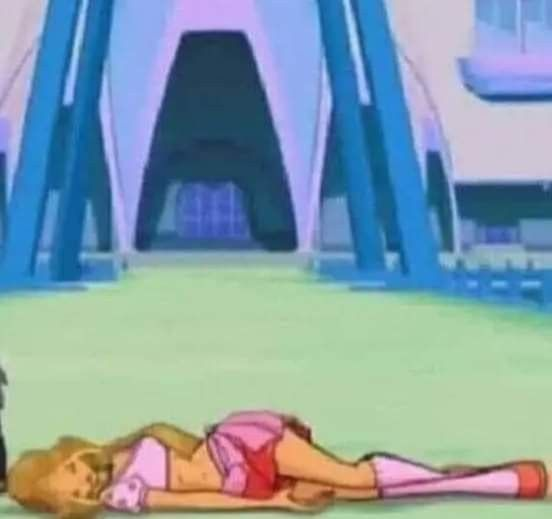 ура я прошла первую сюжетку амфореуса (которая вышла в 3.0)

осталось ещё 4

что не сделаешь ради блейда