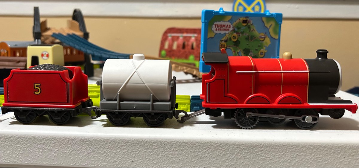 lobos_jon20311's tweet image. Just like the 2025 toy fair display.