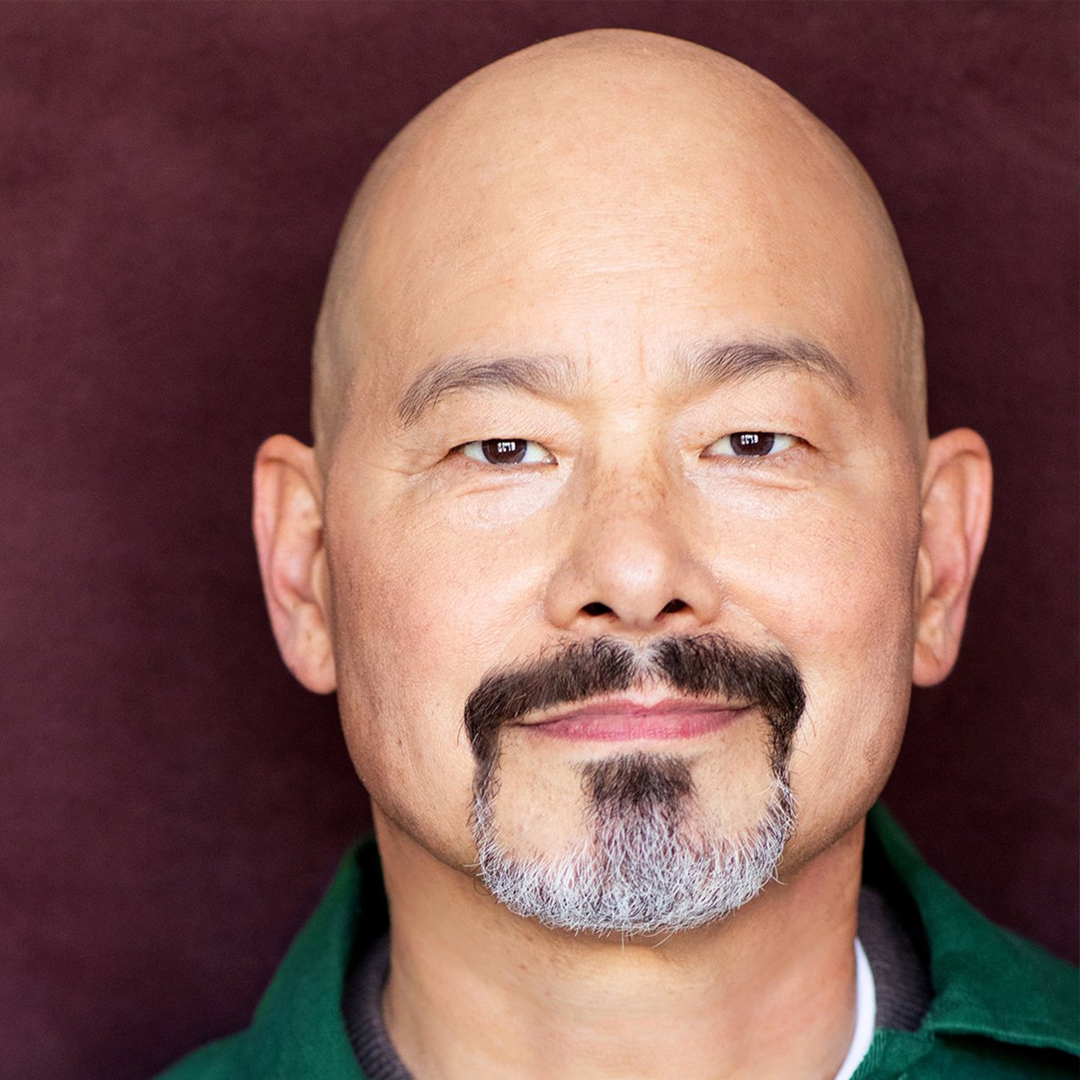 BeeAudio's tweet image. #NewBee @TimLounibos is a multiracial Asian American actor and #narrator with 30+ years of Film/TV experience.
A 2024 Audie finalist, Tim's voice has been described as rich, soothing, gritty, playful, & honest.
Welcome to the hive! 🎧🐝
➡️ beeaudio.com/narrator/Tim-L…
