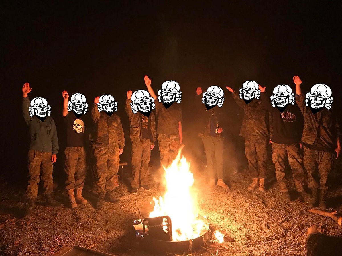 Kneesocks94's tweet image. A good reminder that leftards don't do anything is when Stonetoss got doxxed another time, they said to send him pizzas, that he lives not too far, etc. Did anything ever happen to him? No, because leftists are lazy hedonists, so when leftists dox you, lie back and relax.