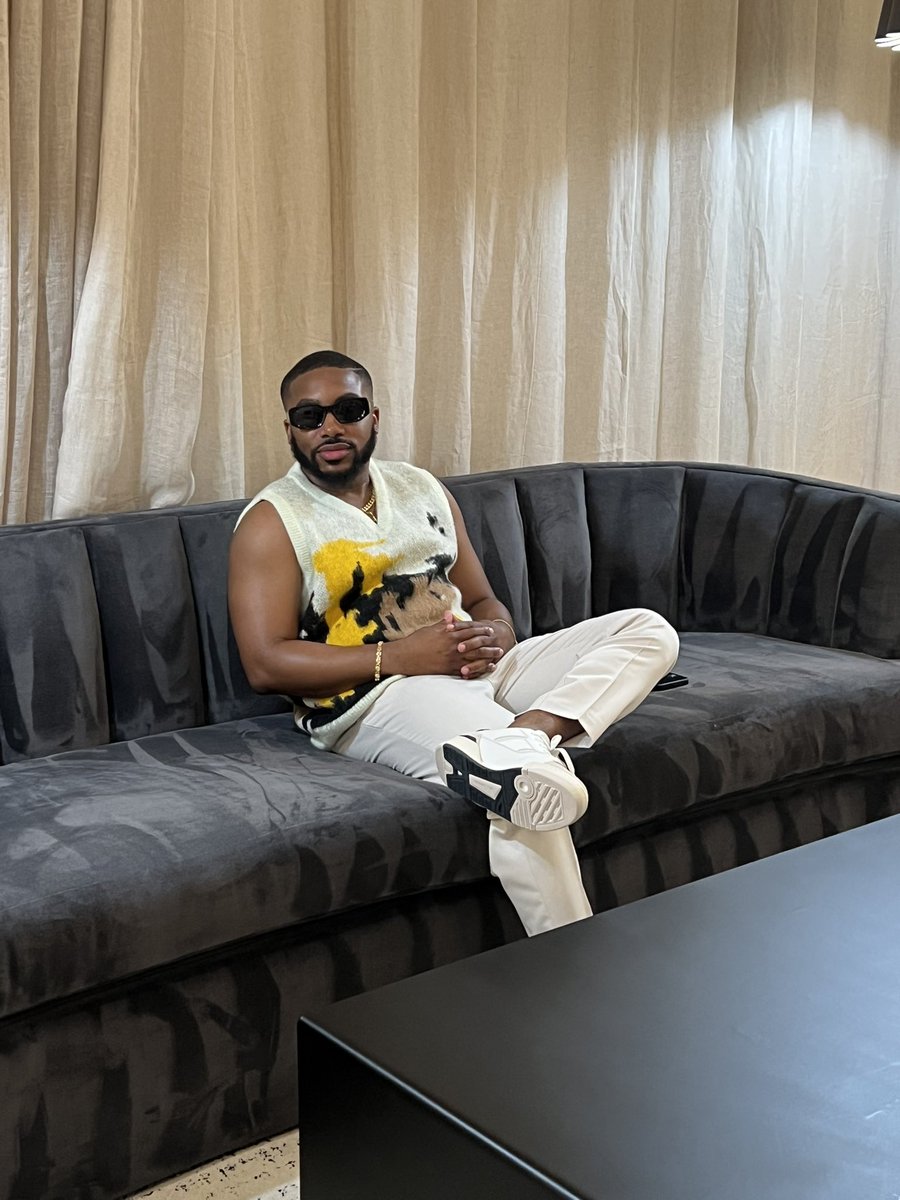 D Wayne🥂 tweet media