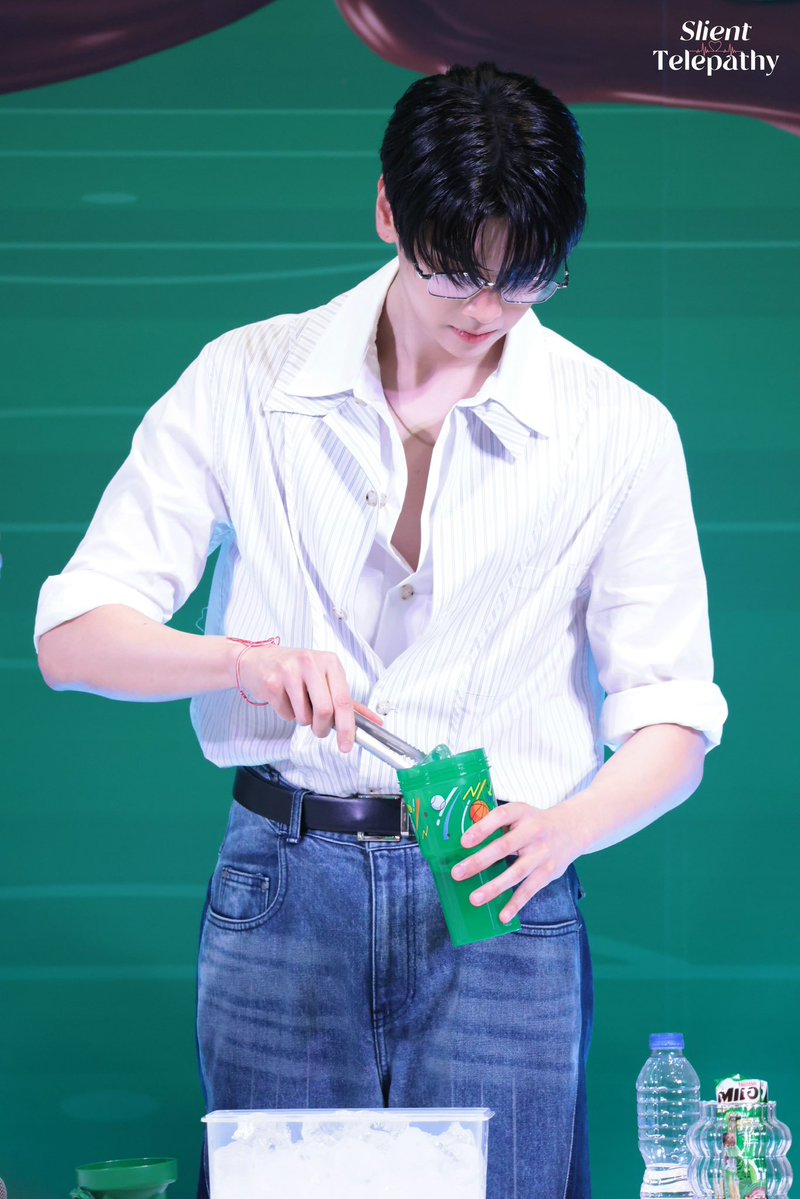 ShuangSilent's tweet image. Delicious Milo
@dunknatachai
#MILOMMMxDUNK
#dunknatachai