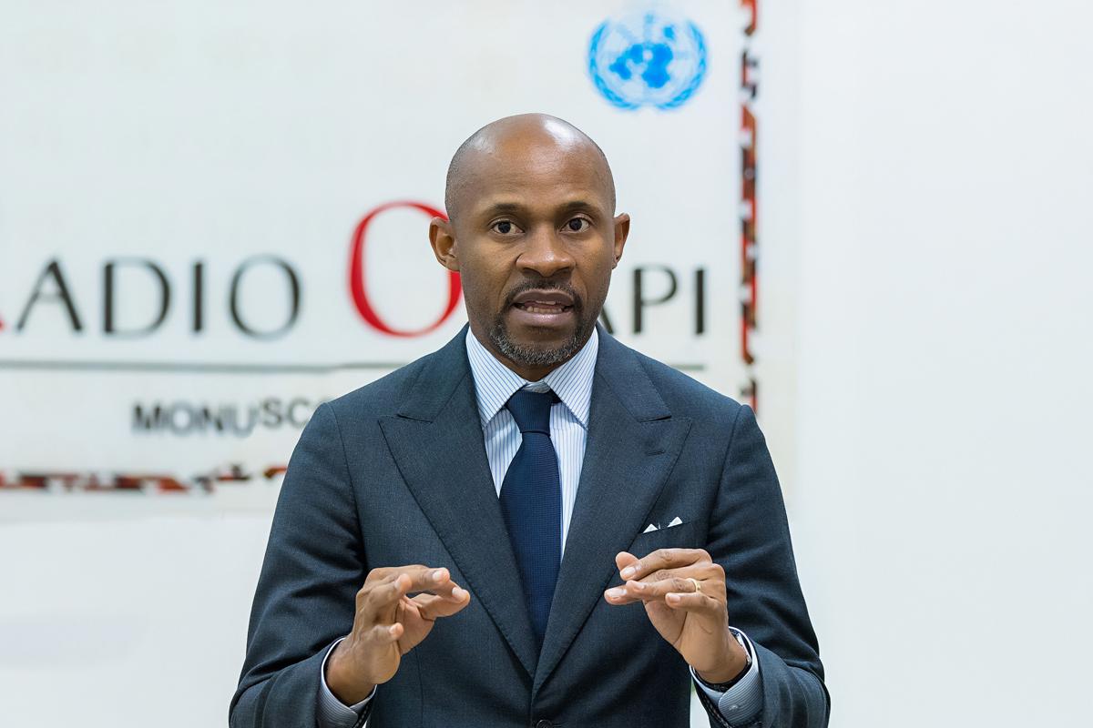 baelenge_irenge's tweet image. Gouvernement Suminwa 2 : Toujours selon notre source, @PatrickMuyaya, @Guy_Loando et @molendosakombi seront maintenus. Muyaya resterait à la Communication, tandis que Molendo et Guy Loando changeraient de portefeuille.
Au sein du MLC, @bembajp a demandé à Tshisekedi de remplacer…