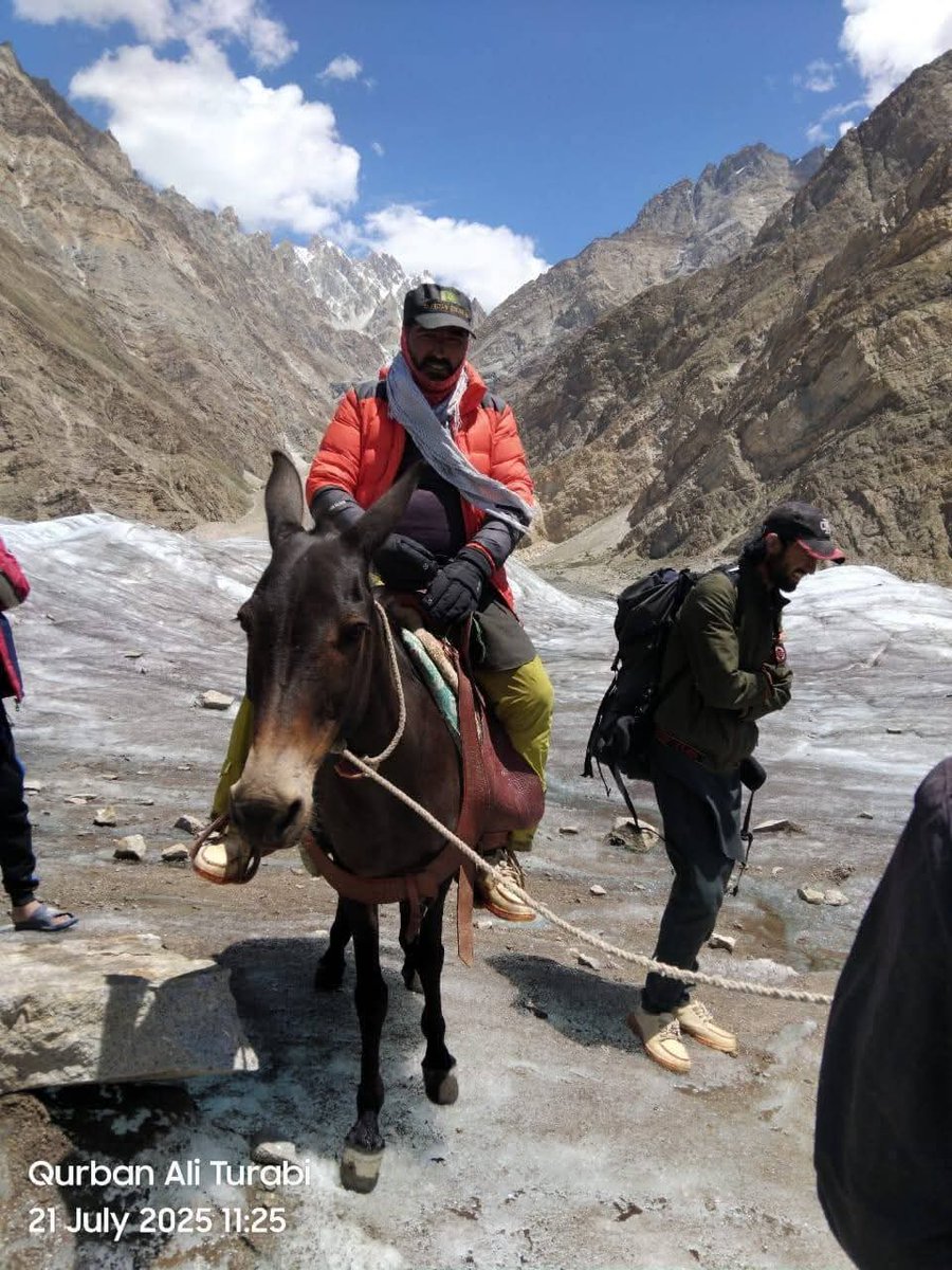 Alhamdulilah. Thank you Qurban Ali Turabi and Ibrahim from Askole for helping Fida Hassan. Thank you to everyone involved in supporting Fida.#มหกรรมนิยายนานาชาติ2025xNF #엔하이픈 #StrayKids