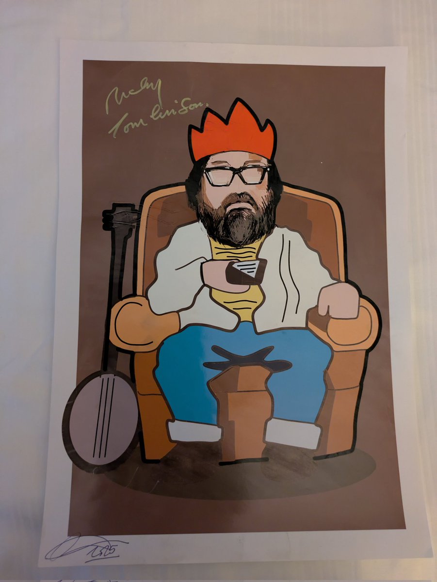 Gareth Stothard (@gareth_stothard) on Twitter photo The main man with <a href="/aguycalledminty/">aguycalledminty</a> art work. He said first time he had seen anything like it. He loved it. The main man with <a href="/aguycalledminty/">aguycalledminty</a> art work. He said first time he had seen anything like it. He loved it.