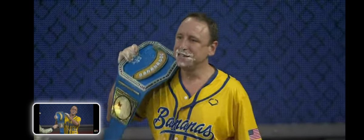 joelzboy's tweet image. Great day For @BananaBall_ yesterday @ThePrtyAnimals win4-2  and  Sweep Firefighters!
@mattdracing @TheSavBananas car at @NASCAR_Xfinity 
@TheSavBananas win in Philly 5-1 and @joeyjaws wins the Banana Dog eating Contest with 14 !