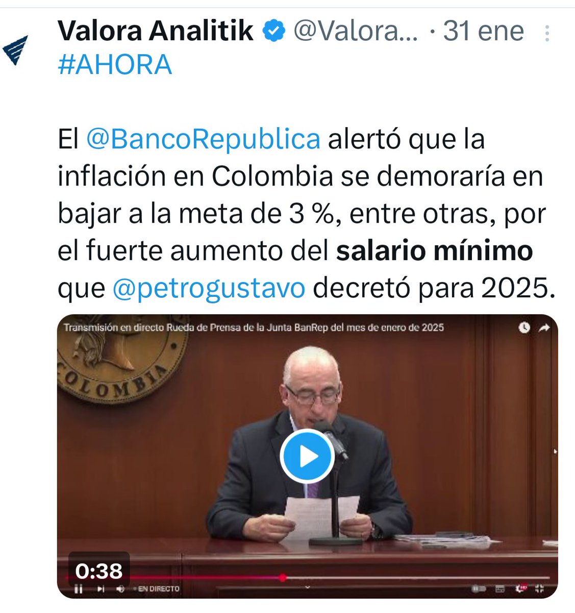 AlejamillerR's tweet image. Estos analistas dicen q todas las decisiones del gobierno generan impactos negativos sobre la economía, pero no le pegan a media!.
La inflación desciende, la economía crece, el desempleo y la pobreza multidimensional disminuyen.
Son analistas políticos con sesgo, no económicos.