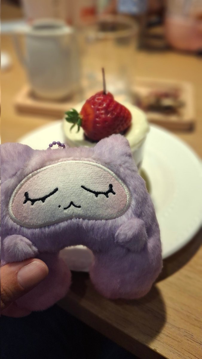 babyeolliee's tweet image. 🍰💜
