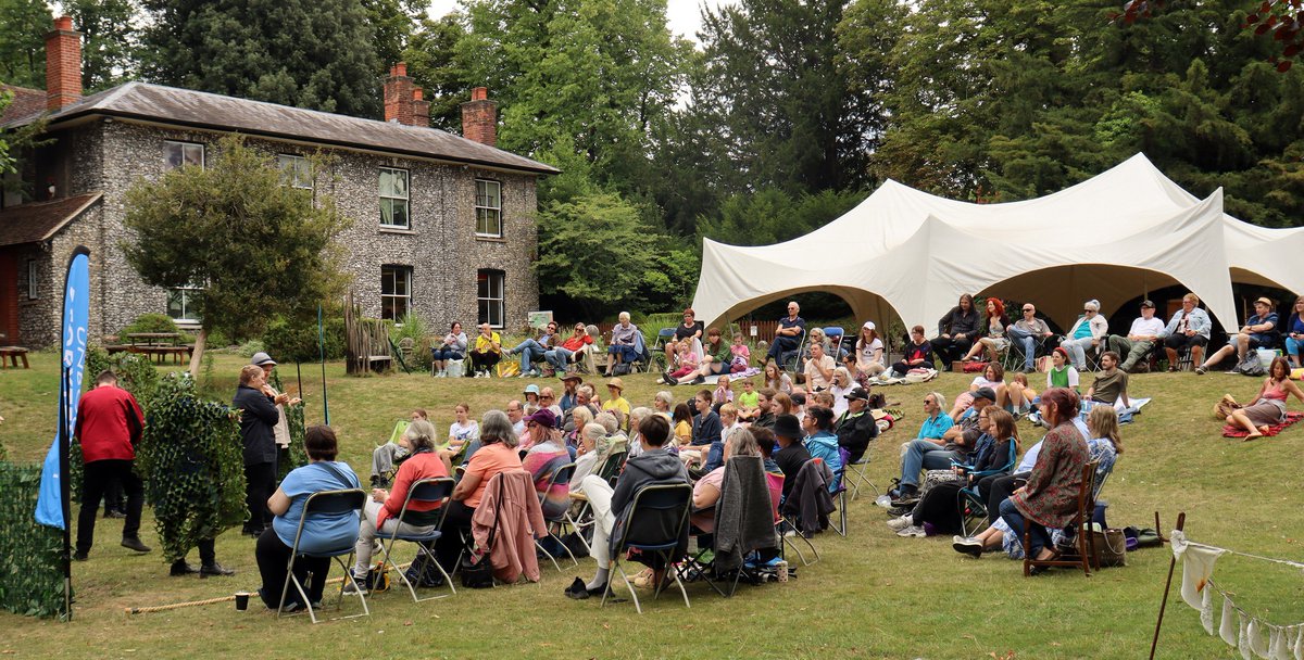 UnboundTheatre's tweet image. Our thanks to everyone who came to see us at @WycombeMuseum this afternoon. We had a ball thanks to the amazing museum team and the superb audience!
Catch 'As You Like It' over the next two weekends! Info here: unboundtheatre.co.uk/bucks-shakespe…
#TellGreatStories #BucksShakespeareFest