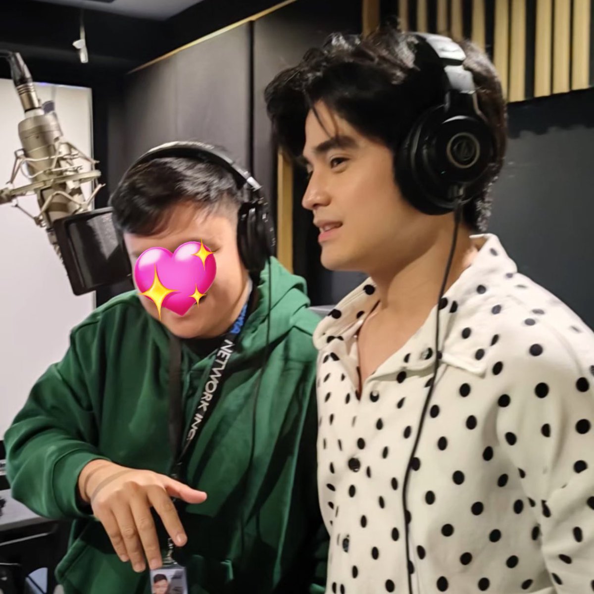 hourlywillca's tweet image. grabe naman ang side profile ng isang will ashley 😝