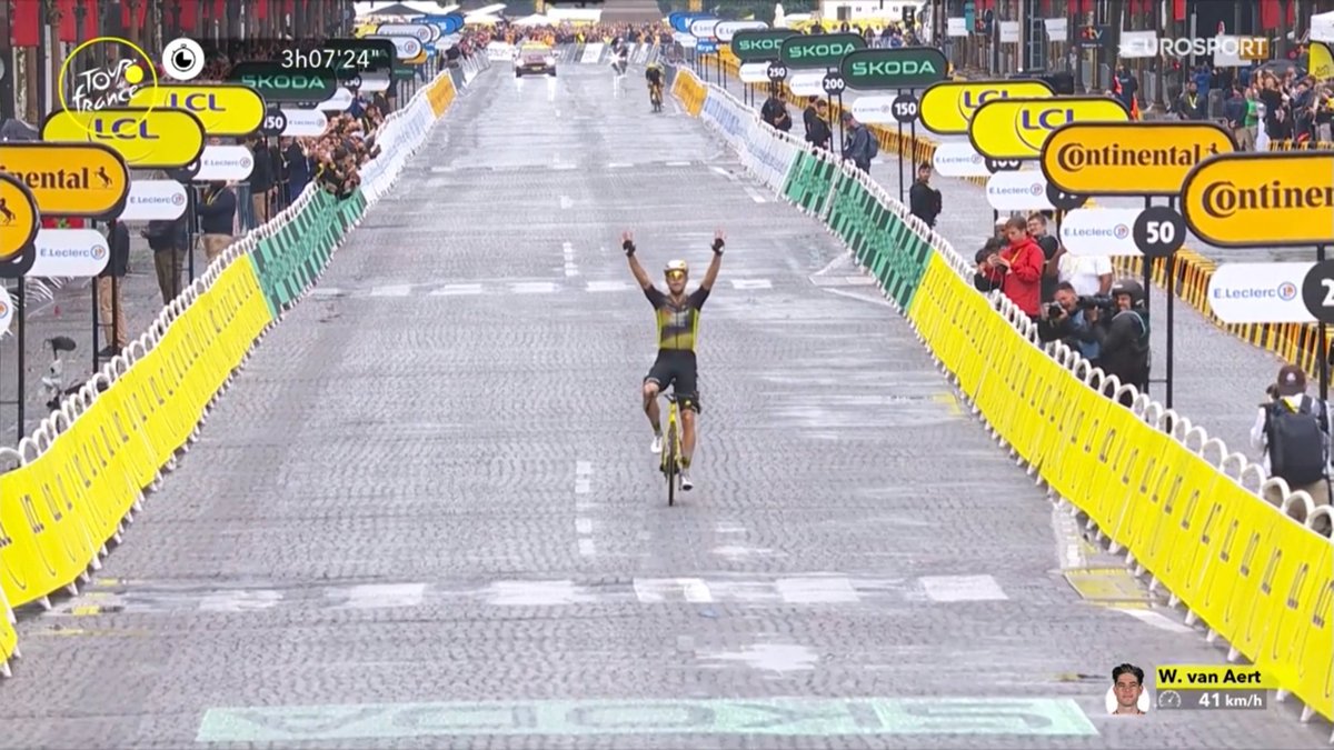 VICTOIRE EN SOLITAIRE DE WOUT VAN AERT !

Mais quel immense coursier. Immense ! Il a fait péter Pogacar dans Montmartre. Oui, vous avez bien lu. 

Putain qu'elle est belle. #TDF2025