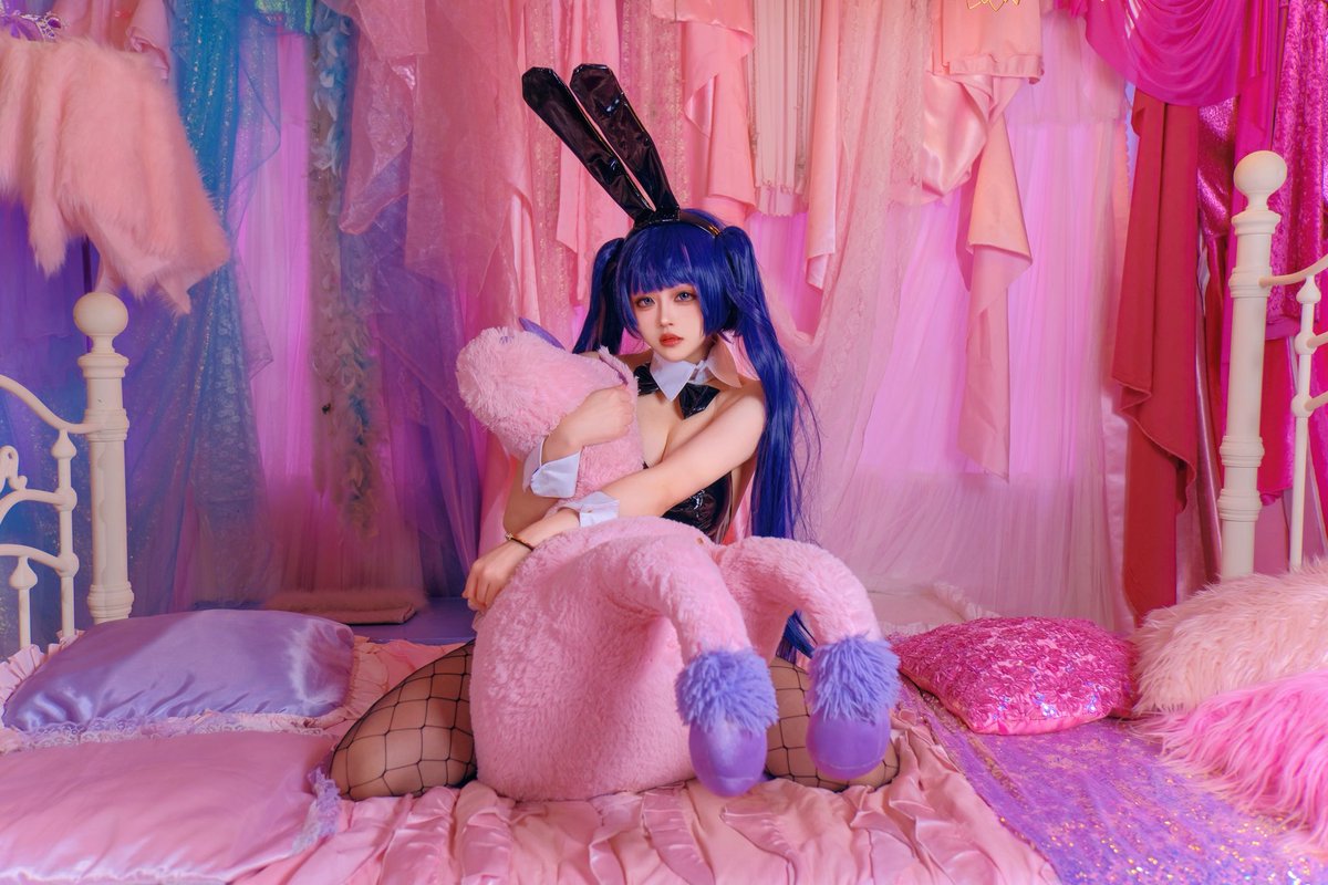 Ruruko_nya's tweet photo. #PantyAndStocking #パンティストッキングwithガーターベルト #コスプレイヤー #コスプレ #ストッキングコスプレ #バニーガール https://t.co/flPLHTjZhE