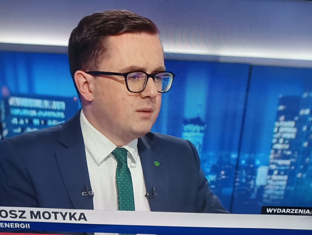 Kaukaz_Observer's tweet image. Przepraszam, nie umiem się powstrzymać.
Cała rozmowę wysłuchałem...
Makabra.
Debil na idiocie jedzie
Zas*any ze strachu, nie mający o czymkolwie pojęcia, cytujący debilny zielony przekaz partyjny idiota
Panie Boże, rozumiem Sodomę i Gomorę, ale co My k***wa
takiego Ci…