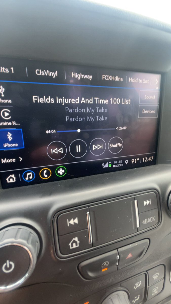 aussie_punter_u's tweet image. 26 hour road trip only way to get through it @PardonMyTake