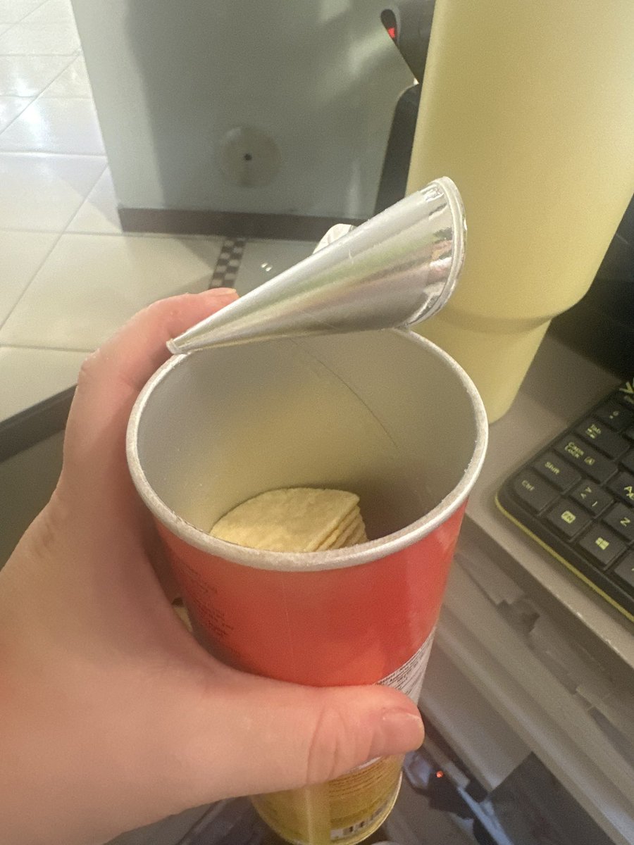 Bu cipsin geri kalanı nerde ya. Açar açmaz karşılaştığım manzara. <a href="/Goldharvest_tr/">Gold Harvest</a> insanları kandırmayı bırakın