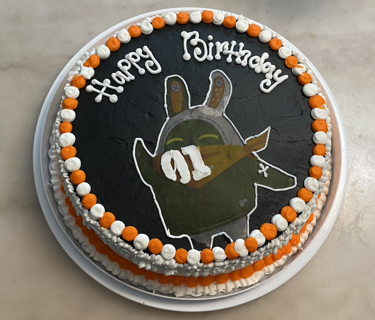 valernol's tweet image. Eous cake