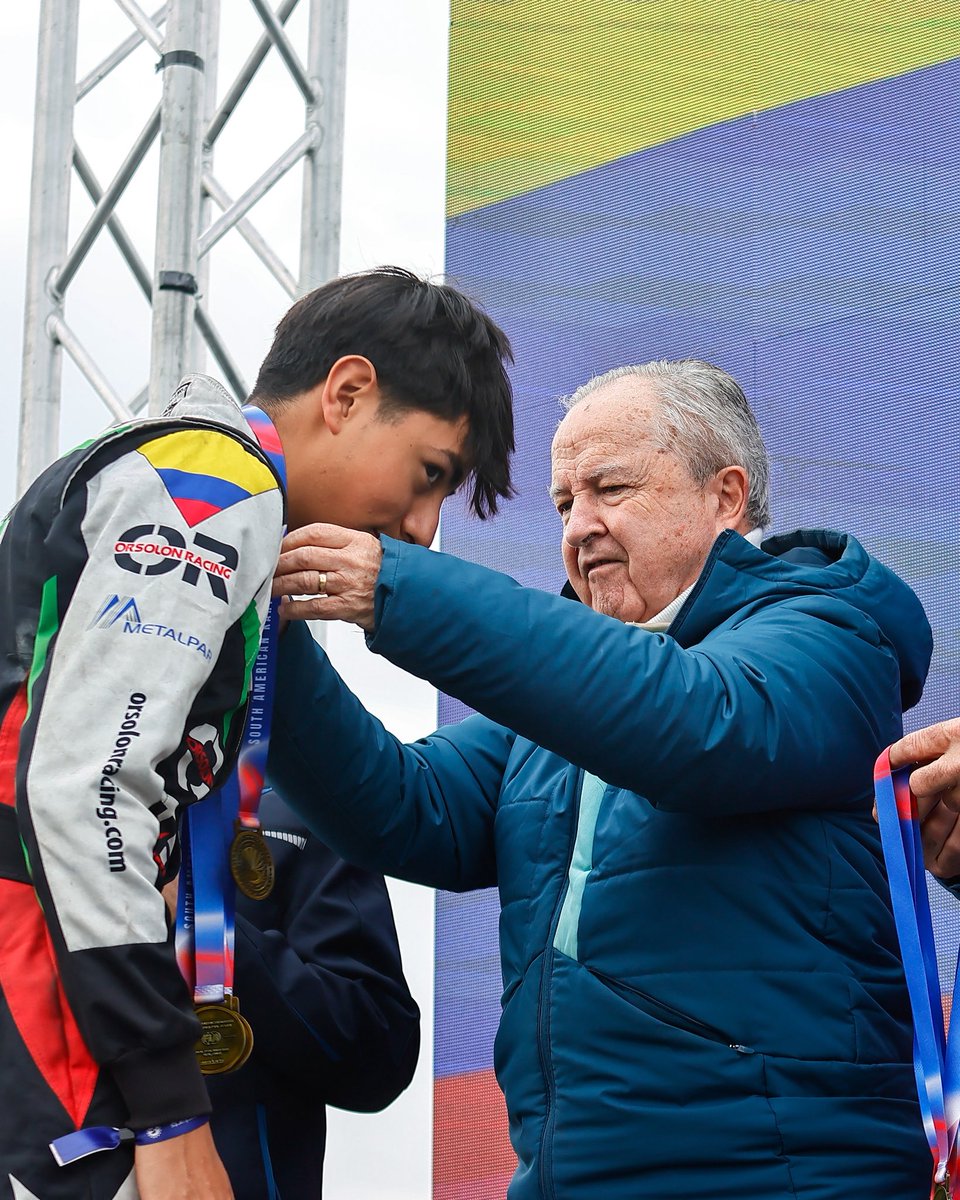 Comité Olímpico de Chile tweet media