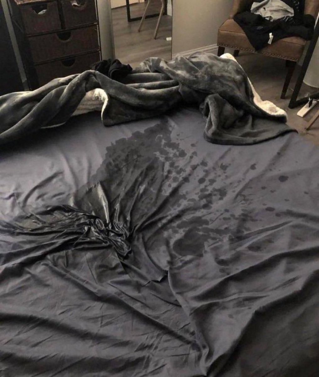 Mars_DeFi's tweet image. I just had the craziest day of my life, and honestly, I’m still processing it.
I’d been planning to go out with this Web3 girl for a while. We’d vibed online over CT memes, shared alpha, and even argued about teams and founders in DMs. But timing never worked — until today.…