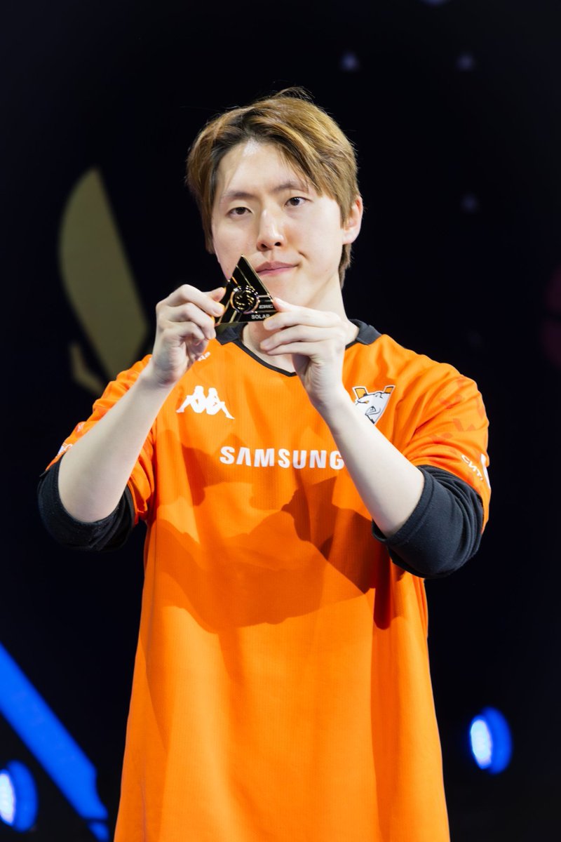 virtuspro's tweet image. Wrapping Up Week 3 of EWC 2025 ✍️
🔸 @SC2_Classic delivered an incredible performance at the main event in Riyadh, giving it his all in the grand final and finishing in 2nd place. A fantastic result — and 750 points added to the Bears’ tally in the Club Championship standings 🏆…