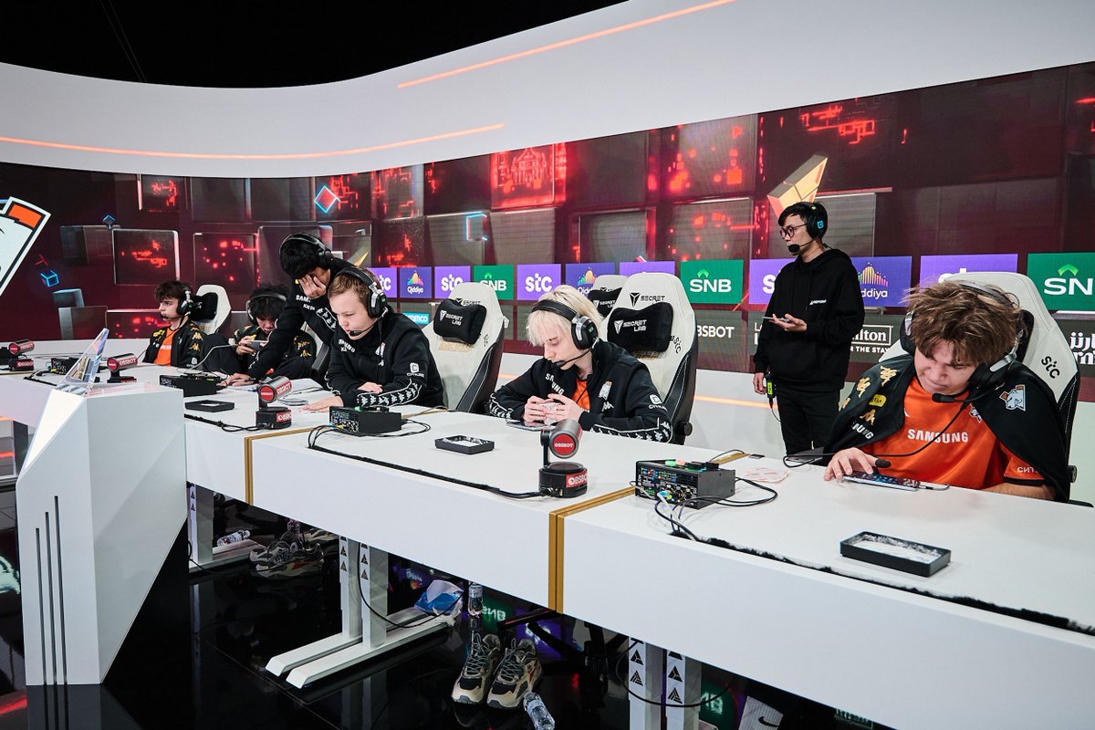 virtuspro's tweet image. Wrapping Up Week 3 of EWC 2025 ✍️
🔸 @SC2_Classic delivered an incredible performance at the main event in Riyadh, giving it his all in the grand final and finishing in 2nd place. A fantastic result — and 750 points added to the Bears’ tally in the Club Championship standings 🏆…
