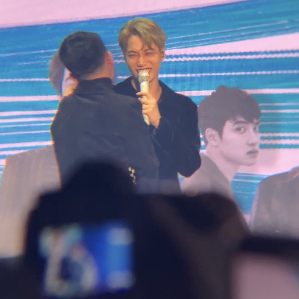 doindae's tweet image. This genre of kaisoo photos.