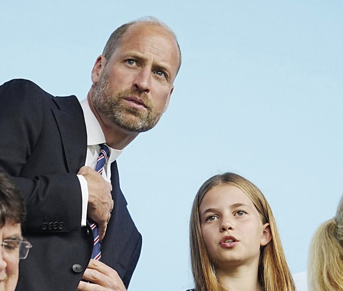 the_royal_rogue's tweet image. This can 100% be a superheroes family movie poster