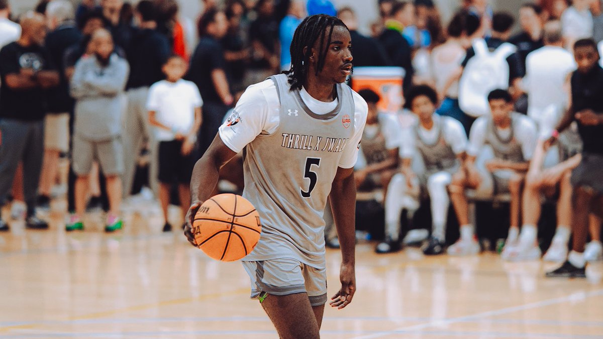 OwlScoop_com's tweet image. Former St. Frances Academy combo guard Trent Egbiremolen talked to us about his Temple offer and his recruitment. More on the IMG Academy-bound class of 2026 guard here from Elias Meredith.
Read more here ➡️ bit.ly/4miCv2T