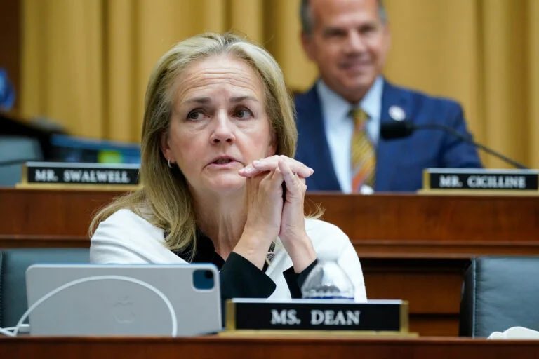 MOSCOW_EN's tweet image. 🚨🔥⚡Democratic Rep. Madeleine Dean:
I think there is tremendous pressure on Trump regarding the famine crisis in Gaza.